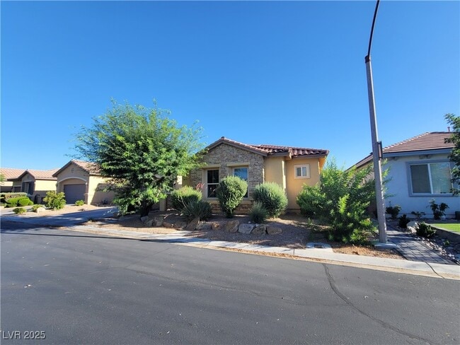 Building Photo - 9338 Wilderness Glen Ave