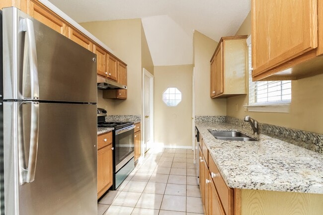 Building Photo - 4611 Chadwell Cove