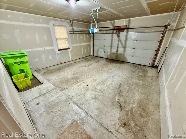 Building Photo - 716 Palmer Dr