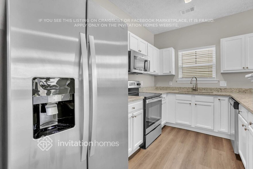 Building Photo - 4904 Heritage Cir