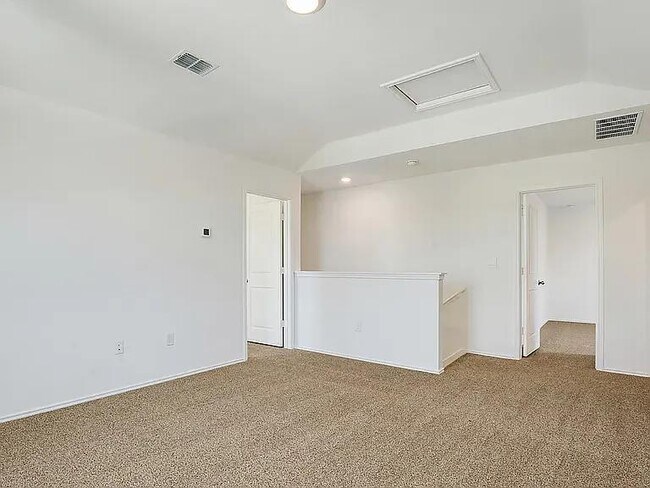 Building Photo - 12314 Silversmith Ln