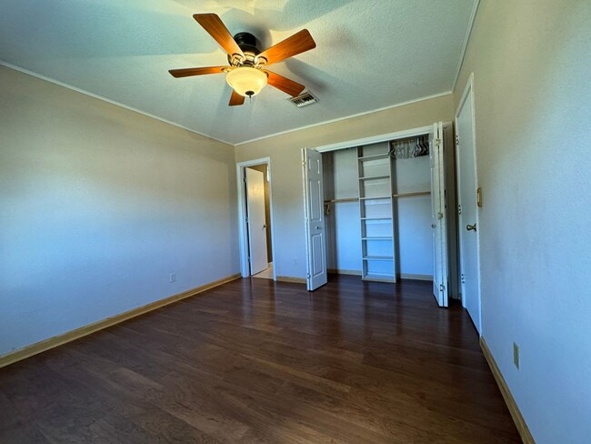 Building Photo - 3BR/2BA/1CG, 1489 sq.ft. rental in Huachuca City, AZ