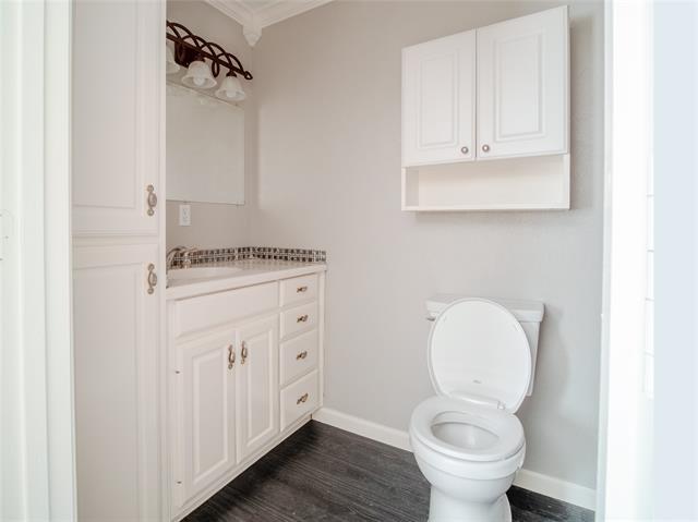 Building Photo - 5525 Rearn Dr