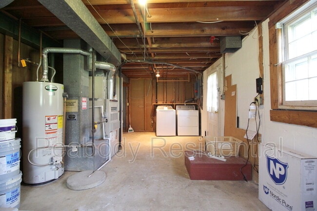 Building Photo - 5810 Sunderland Ct