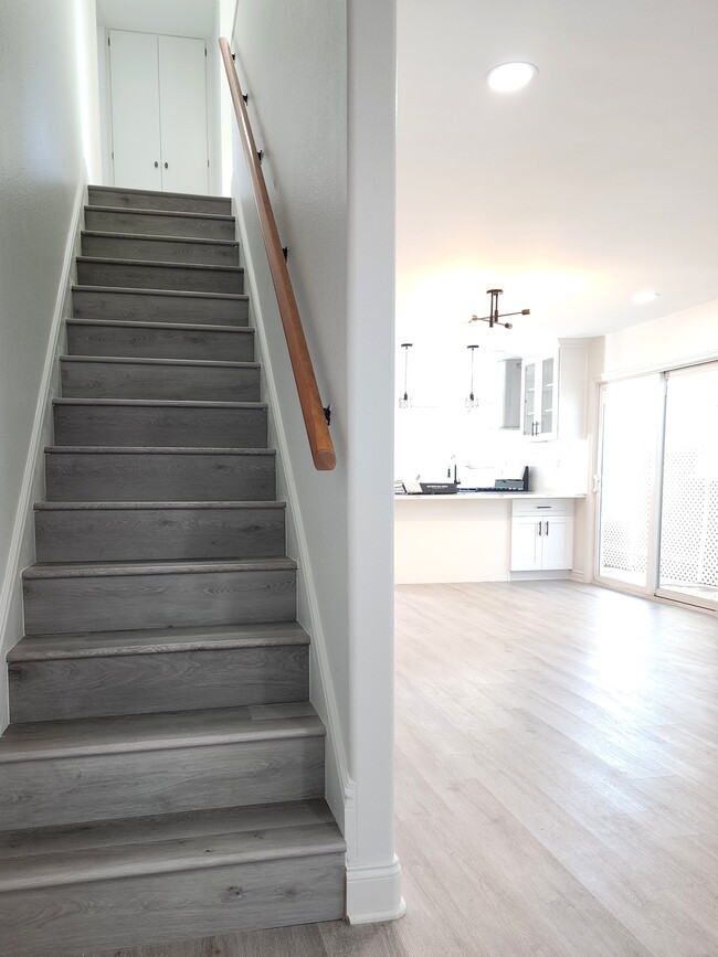 Building Photo - 4804 Del Amo Blvd