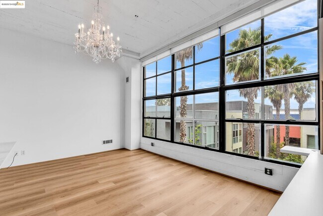 Building Photo - 1500 Park Ave