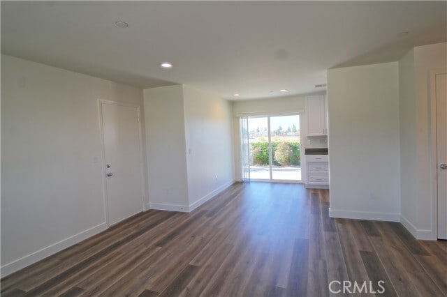 Building Photo - 34619 Pinewood Ct