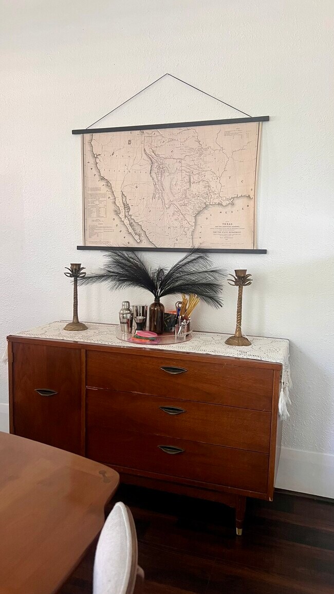 Building Photo - 5006 Hardy St