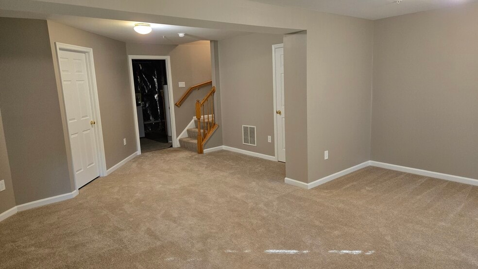 basement - 9443 Birchwood Ln