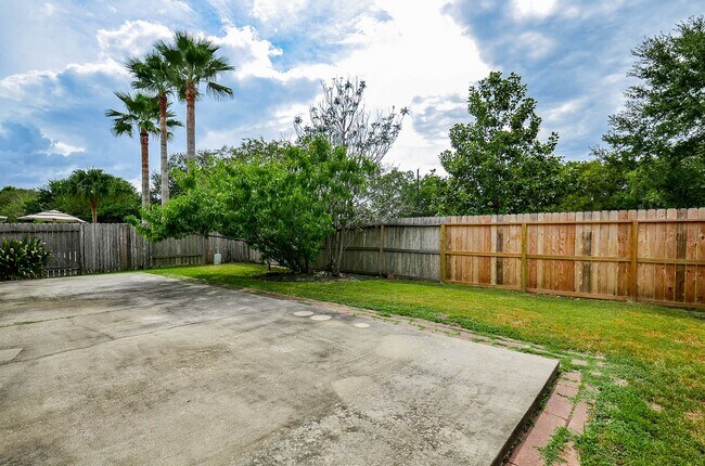 Building Photo - 5439 Santa Chase Ln