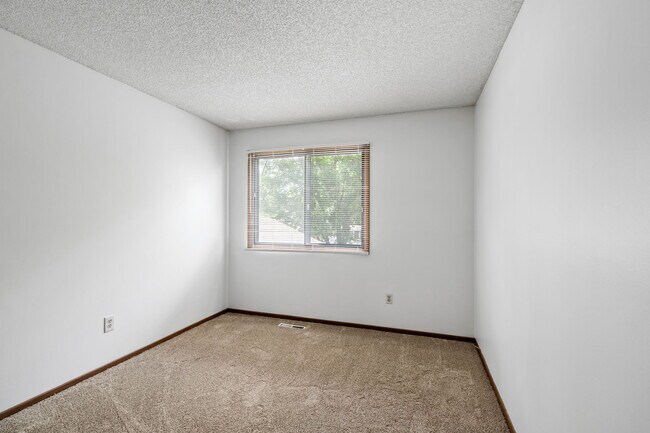 Building Photo - 13317 Zenith Ln