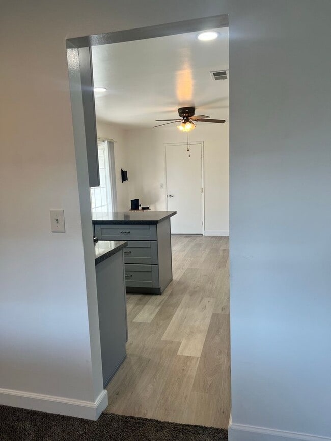 Building Photo - Spacious 2-Story House in Whittier