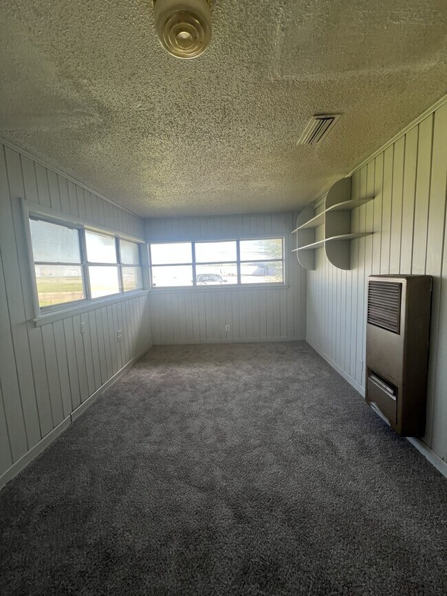 Building Photo - 5632 Mac Arthur Dr