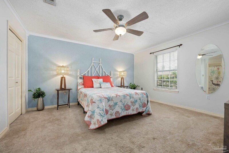 Building Photo - 3159 Hickory St