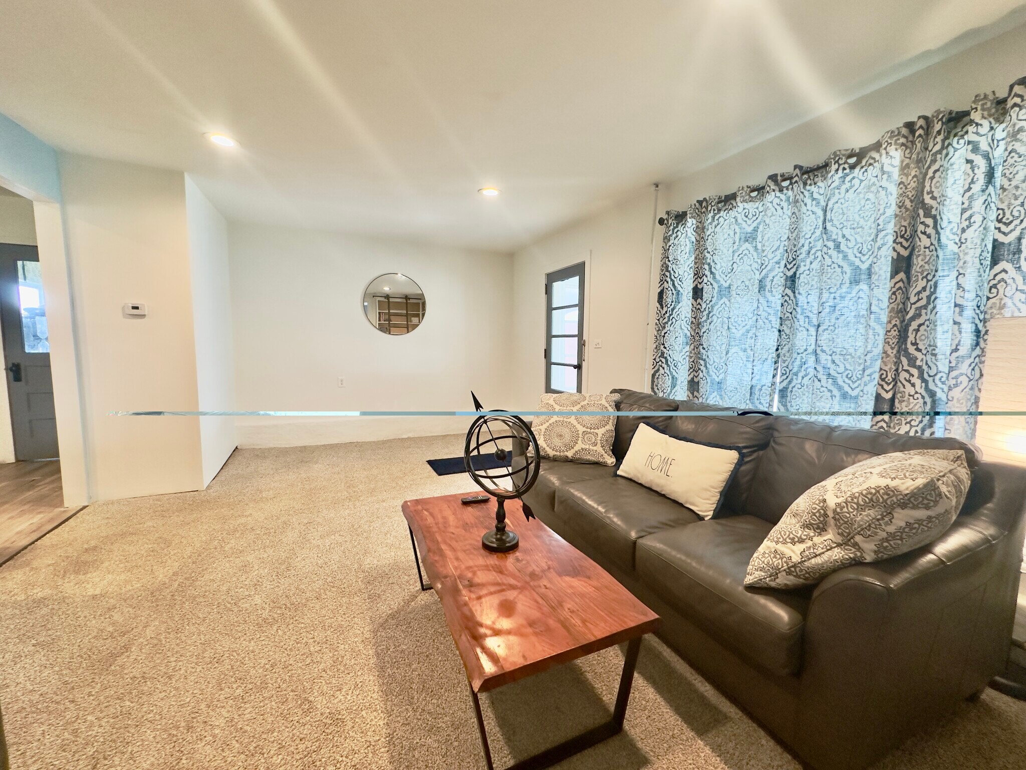 Building Photo - 9453 Maynard Dr