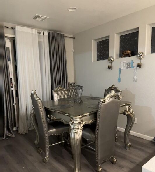 Building Photo - 6424 N Florence Ave