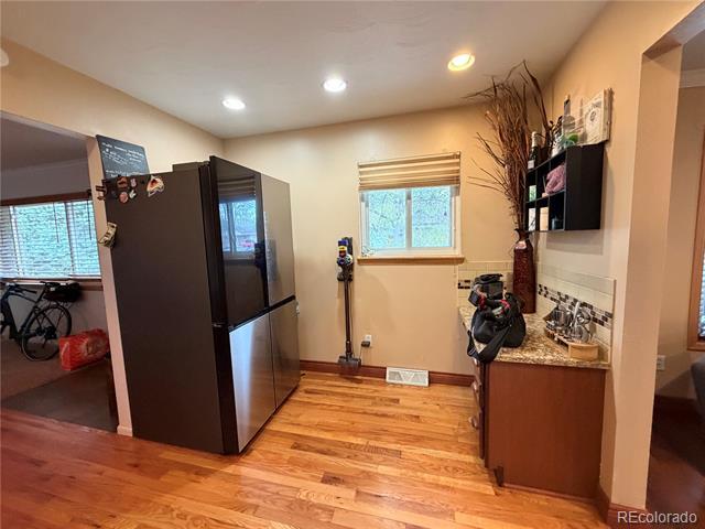 Building Photo - 9080 Cypress Dr
