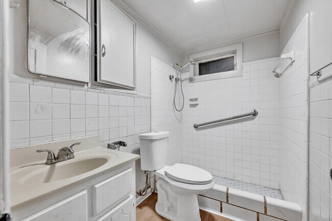 Building Photo - 4413 6th Ave