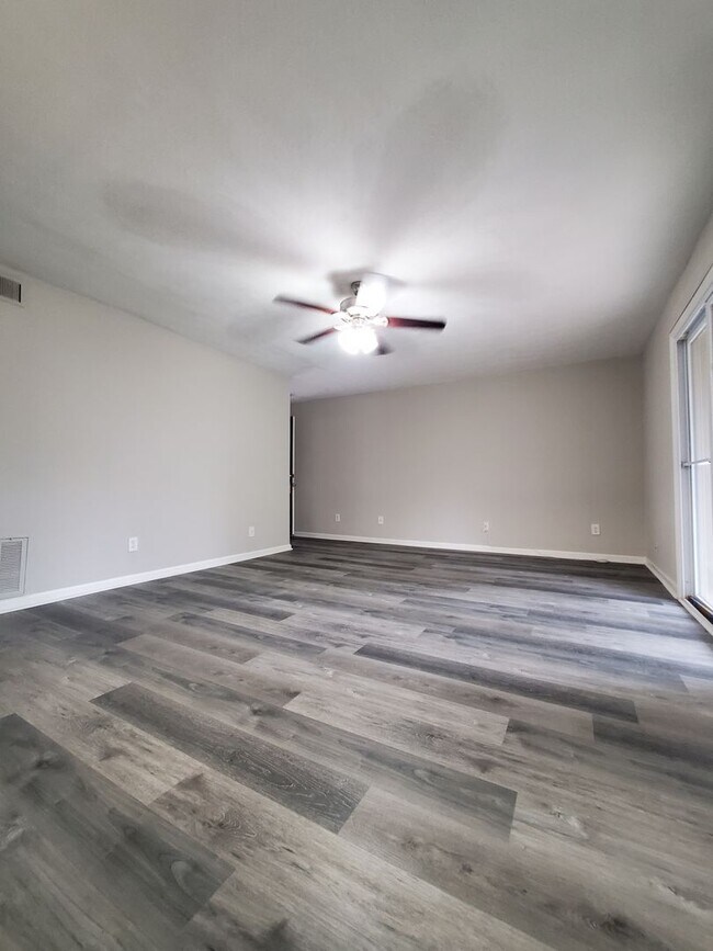 Building Photo - OPEN HOUSE 02/07/2026 from 12:00 PM to 12:30 PM