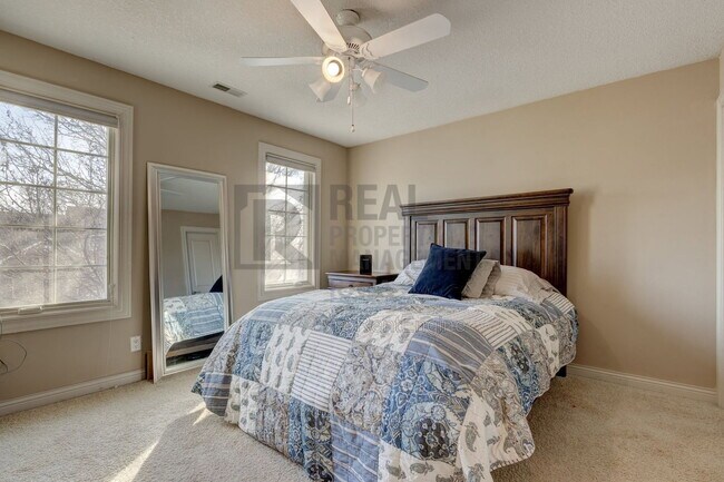 Building Photo - 4631 Timberline Dr