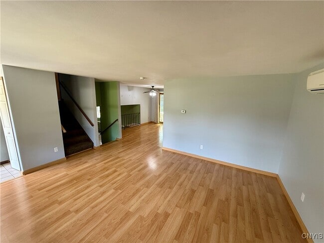 Building Photo - 8339 Zenith Dr
