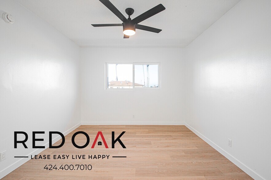 Building Photo - 1115 W 111th St