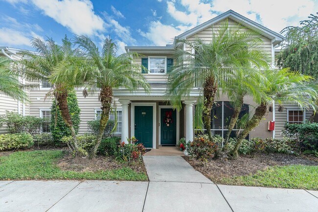 Primary Photo - Stunning Designer Condo Remodeled to Perfe...