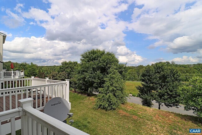 Building Photo - 2083 Elm Tree Ct