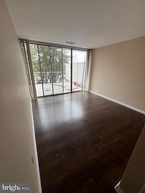 Building Photo - 401 Cooper Landing Rd