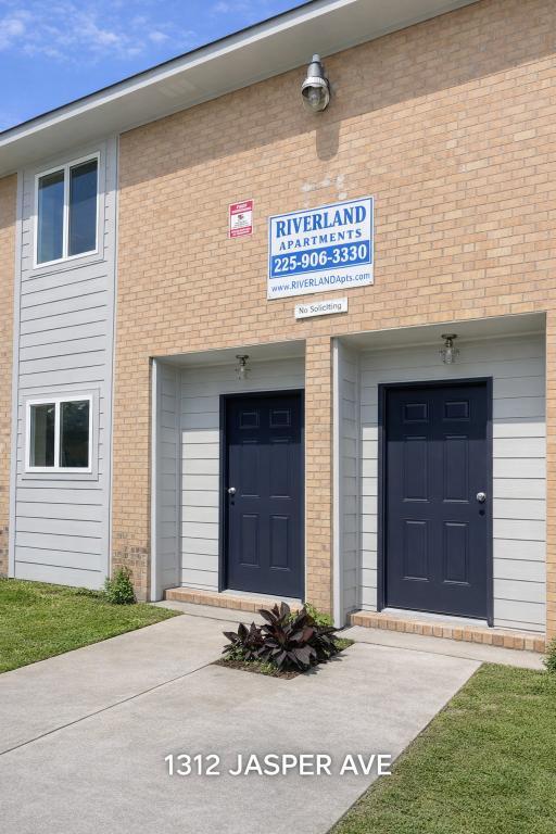 Building Photo - 1312 Jasper Ave