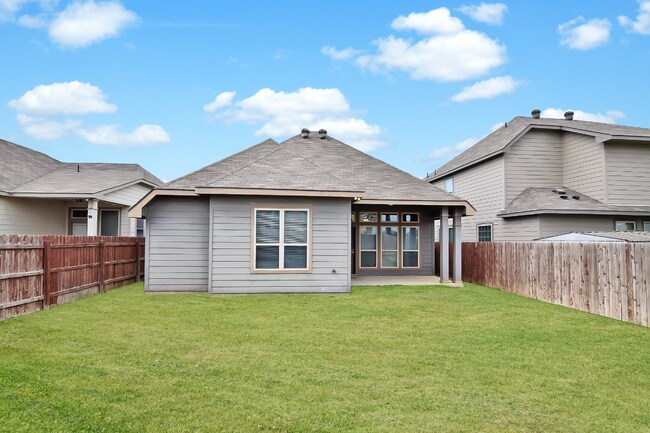 Building Photo - 3520 Addison St