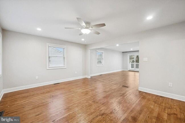 Building Photo - 607 Jackson Ave