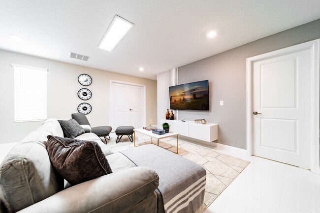 Building Photo - 2869 Bookmark Dr