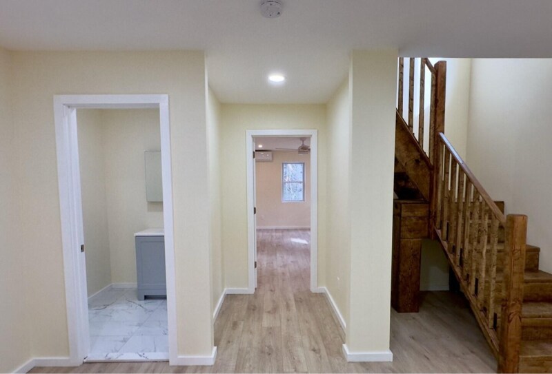 Building Photo - 111 Sunrise Dr
