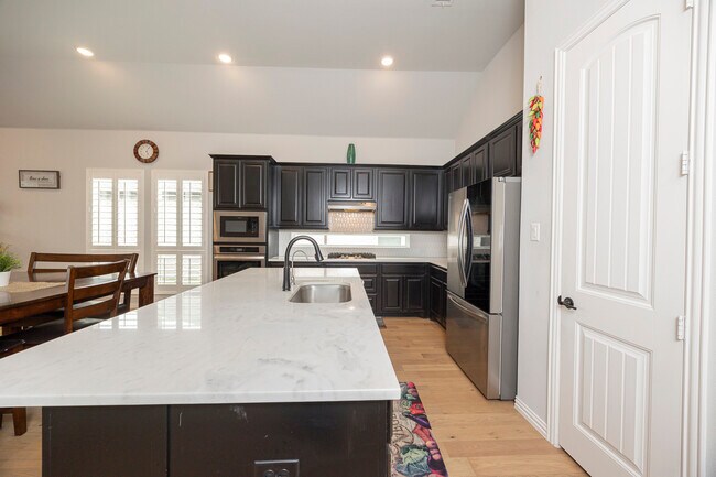 Building Photo - 6248 Mulberry Creek Ln