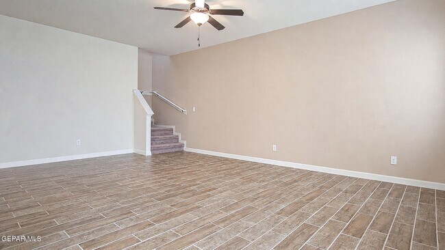 Building Photo - 14613 Sunny Land Ave