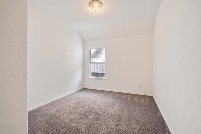 Building Photo - Newly Built 3 Bedroom, 2 Bath Home in Aval...