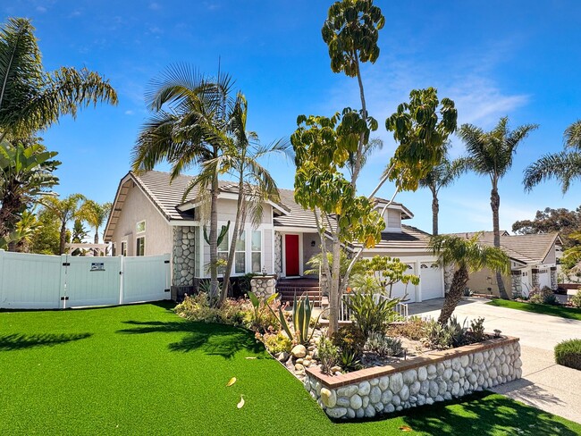 Building Photo - Great 4B/2.5BA House in Scripps Ranch!