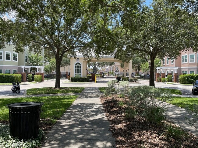 Building Photo - Hampton's West 1 Bed /1 Bath