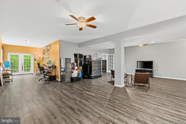 Building Photo - 7386 Monroe Dr