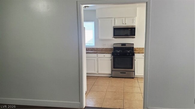 Building Photo - 3834 Cirrus Ave