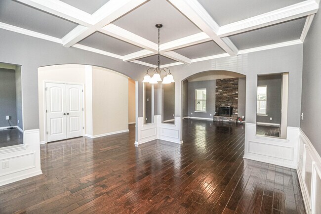 Building Photo - 1357 Highwoods Pass