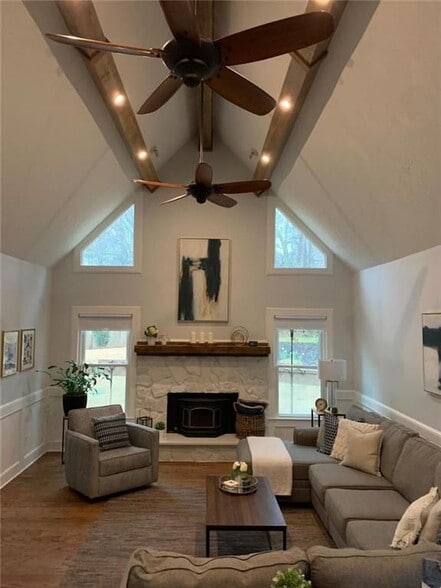 Building Photo - 1230 St Ives Ct