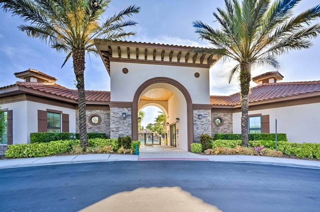 Building Photo - 5380 Oakbourne Ave