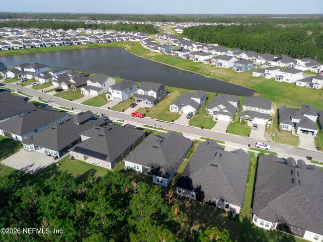 Building Photo - 401 Archstone Wy