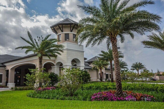 Building Photo - 8727 Carmel Mountain Way
