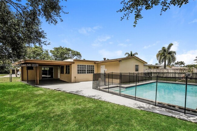 Building Photo - 4896 NW 6th Ct