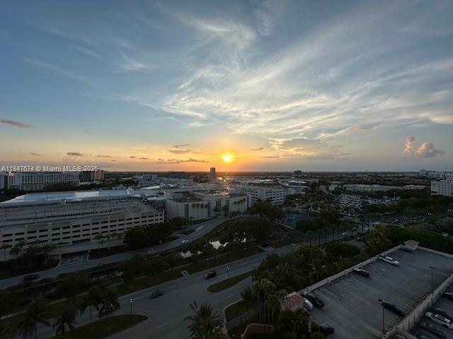 Building Photo - 19501 W Country Club Dr