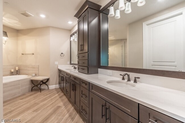 Building Photo - 16375 Viansa Wy