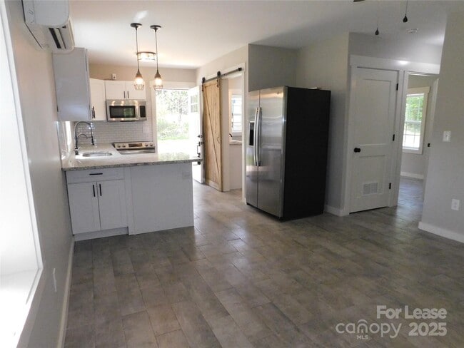 Building Photo - 809 Marve St